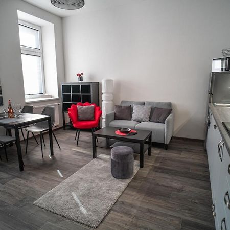Apartmanovy Dum Sklipek Трутнов Экстерьер фото