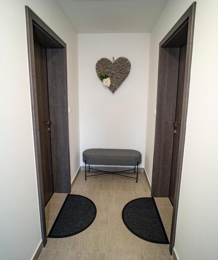 Apartmanovy Dum Sklipek Трутнов Экстерьер фото