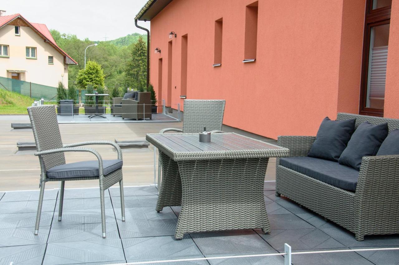 Apartmanovy Dum Sklipek Трутнов Экстерьер фото